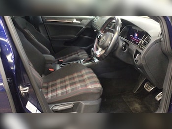 Used Volkswagen Golf 2020 for sale - 75877310: Photo
