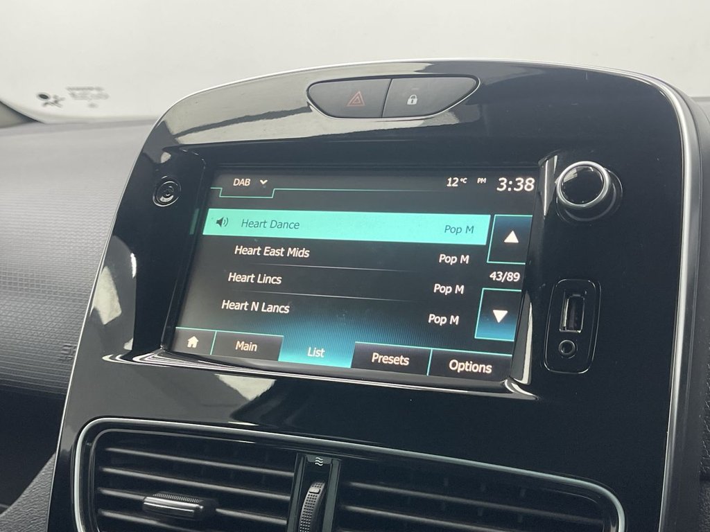 Used Renault Clio 2019 for sale - 77521512: Photo 29