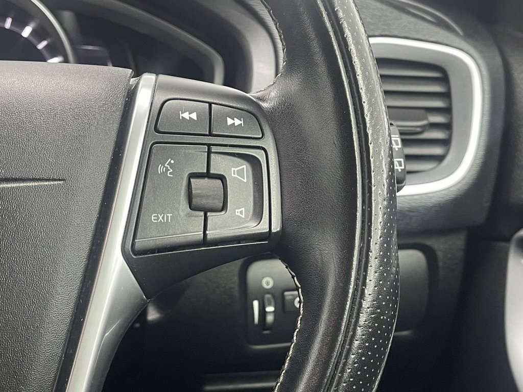 Used Volvo V40 2018 for sale - 76003490: Photo 25