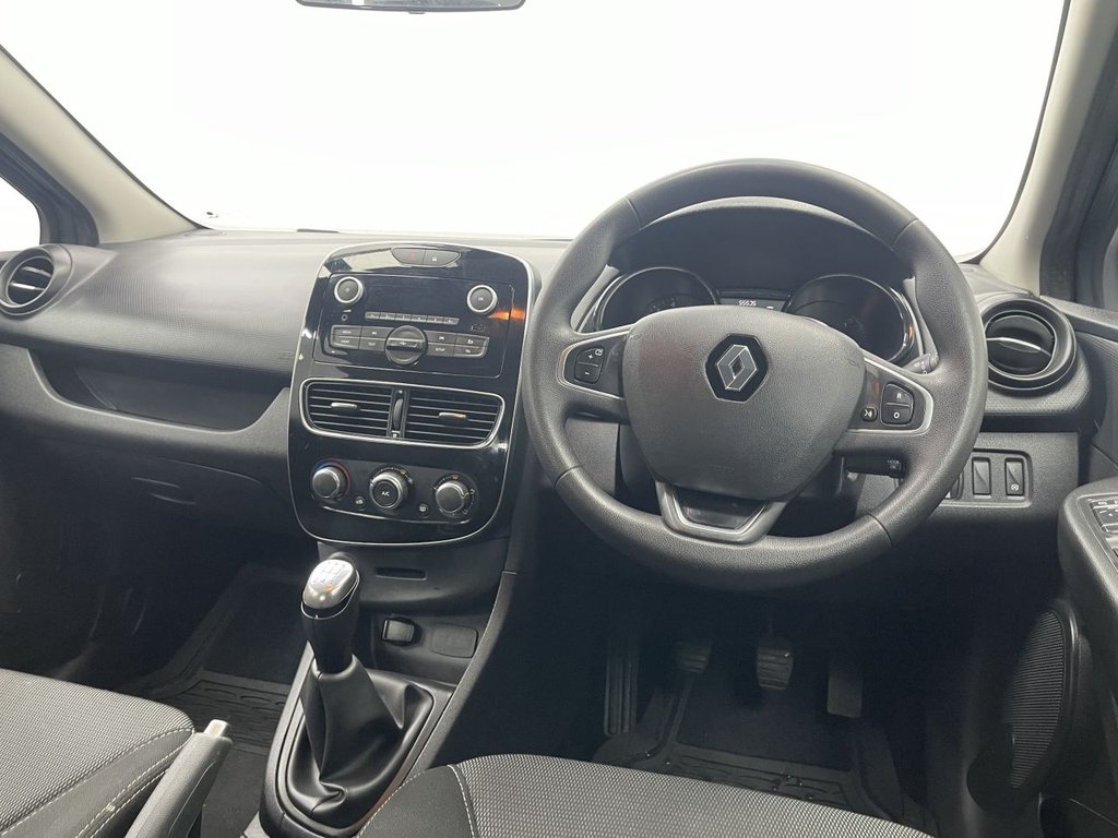 Used Renault Clio 2017 for sale - 77551863: Photo 19