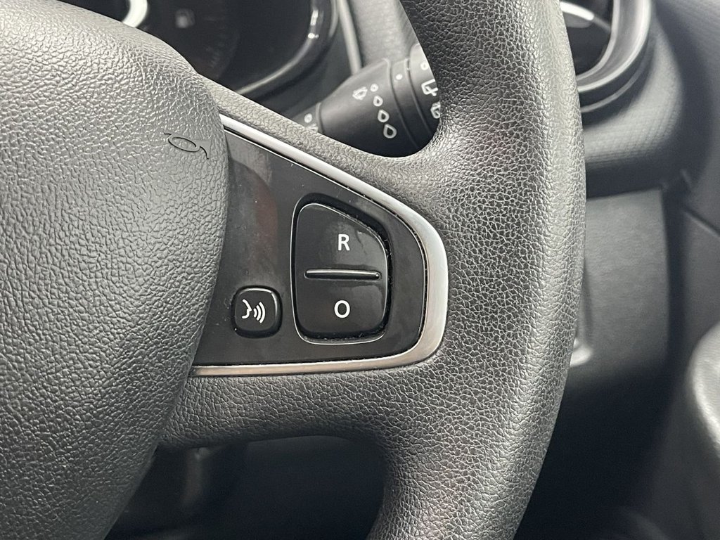 Used Renault Clio 2017 for sale - 77551863: Photo 25