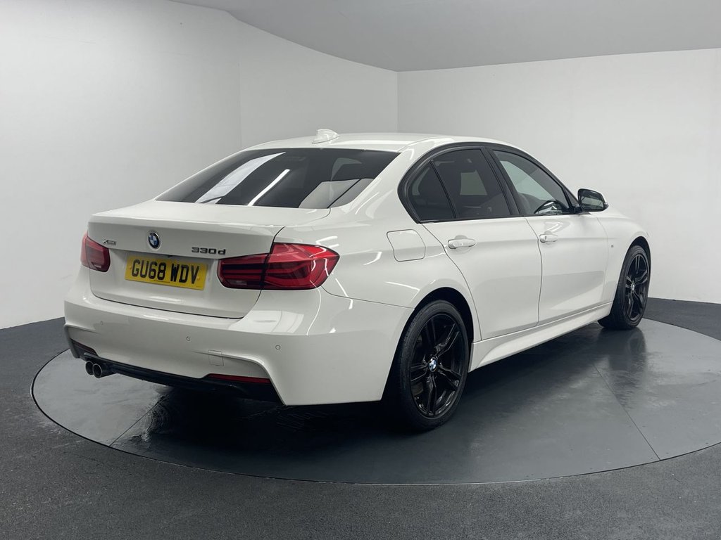 Used BMW 3 Series 2018 for sale - 76950603: Photo 11