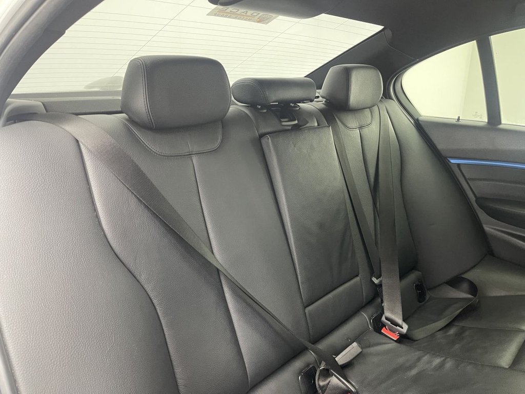 Used BMW 3 Series 2018 for sale - 76950603: Photo 17