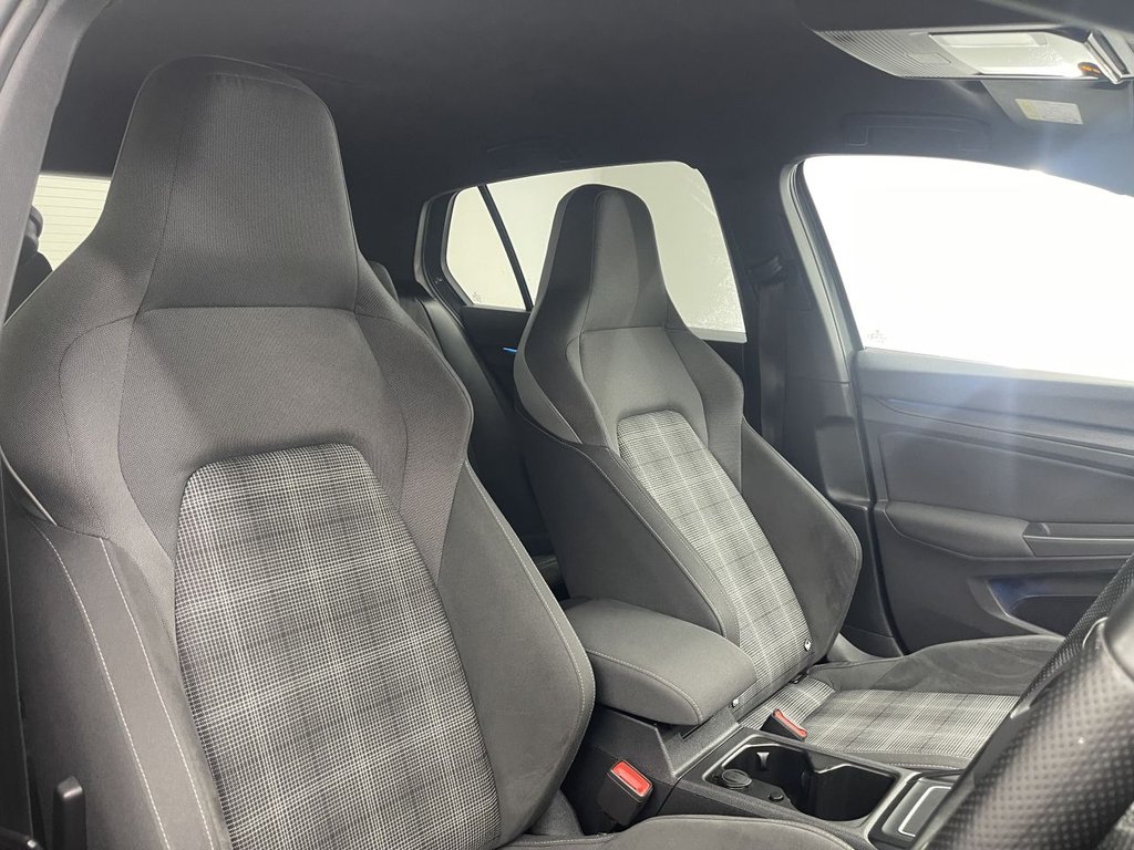 Used Volkswagen Golf 2022 for sale - 77547609: Photo 2