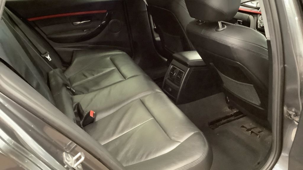 Used BMW 3 Series 2016 for sale - 77990913: Photo 9