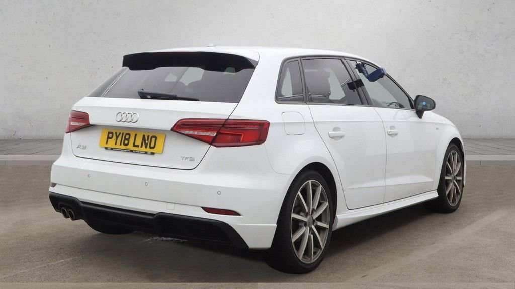 Used Audi A3 2018 for sale - 77976292: Photo 4