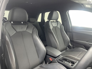 Used Audi Q3 2019 for sale - 76074071: Photo 2