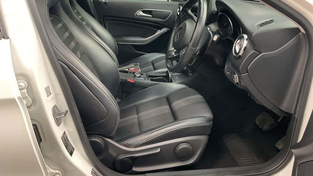 Used Mercedes-Benz GLA 2018 for sale - 76487047: Photo 2