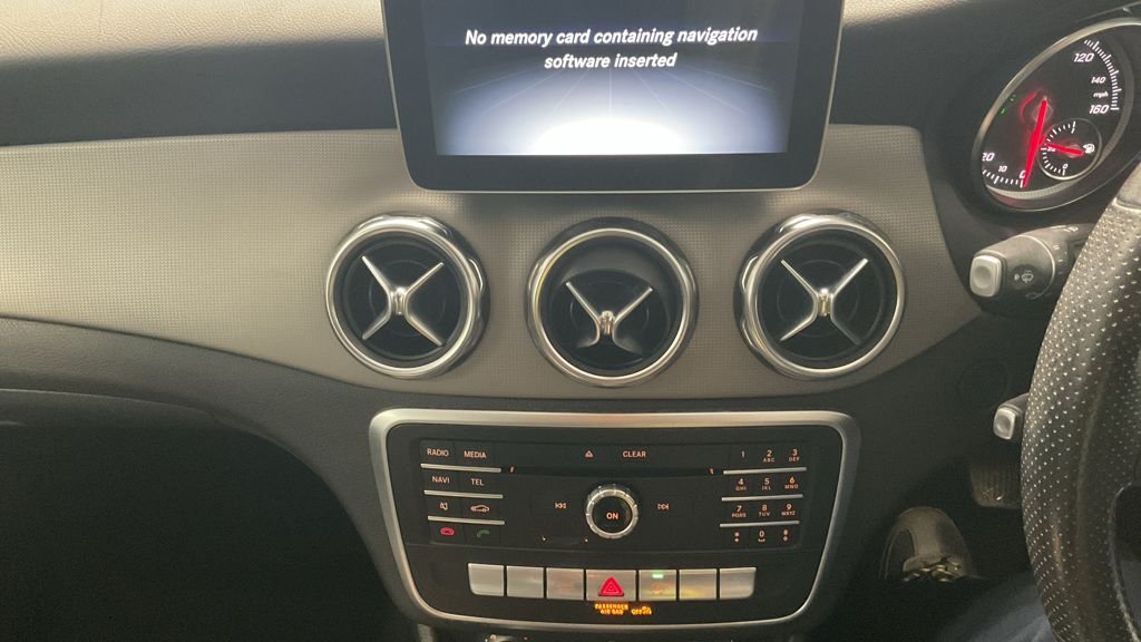 Used Mercedes-Benz GLA 2018 for sale - 76487047: Photo 3