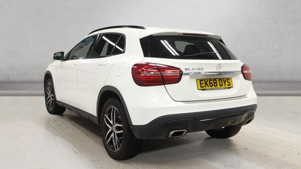 Used Mercedes-Benz GLA 2018 for sale - 76487047: Photo 6