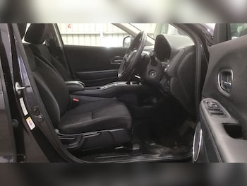 Used Honda HR-V 2018 for sale - 76185571: Photo 2