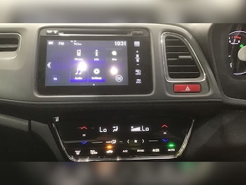 Used Honda HR-V 2018 for sale - 76185571: Photo 3