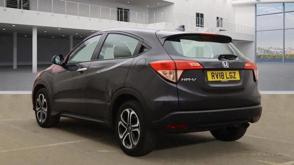 Used Honda HR-V 2018 for sale - 76185571: Photo 6