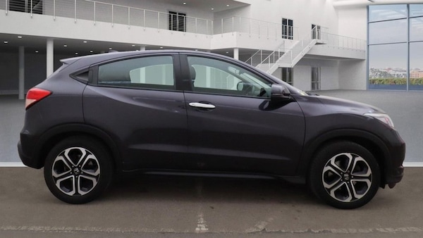Used Honda HR-V 2018 for sale - 76185571: Photo 8