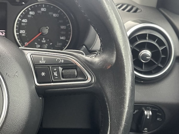 Used Audi A1 2015 for sale - 76203417: Photo 25