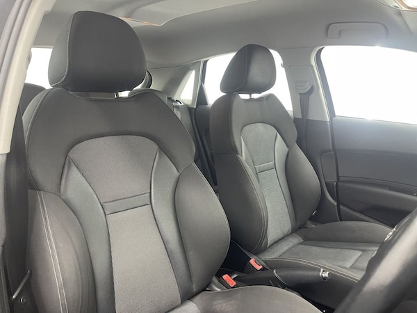 Used Audi A1 2015 for sale - 76203417: Photo 2