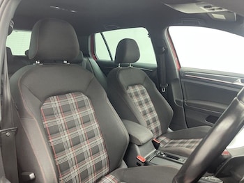 Used Volkswagen Golf 2019 for sale - 78241692: Photo