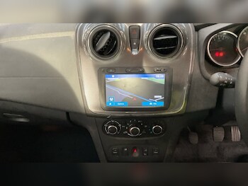 Used Dacia Sandero Stepway 2019 for sale - 76486971: Photo