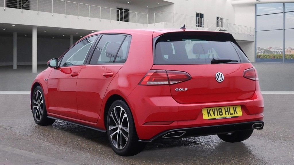 Used Volkswagen Golf 2018 for sale - 76372491: Photo 6