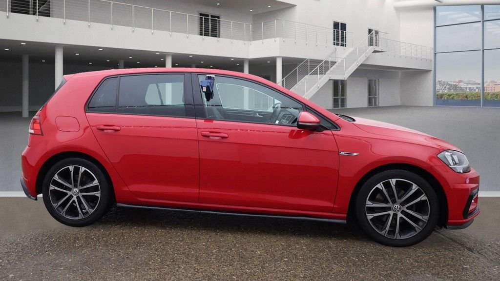 Used Volkswagen Golf 2018 for sale - 76372491: Photo 8
