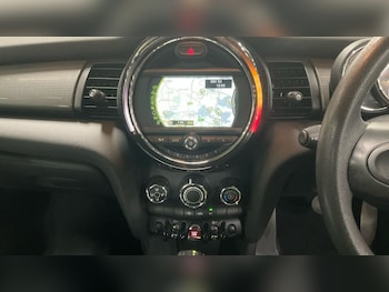 Used MINI Hatch 2017 for sale - 76486994: Photo