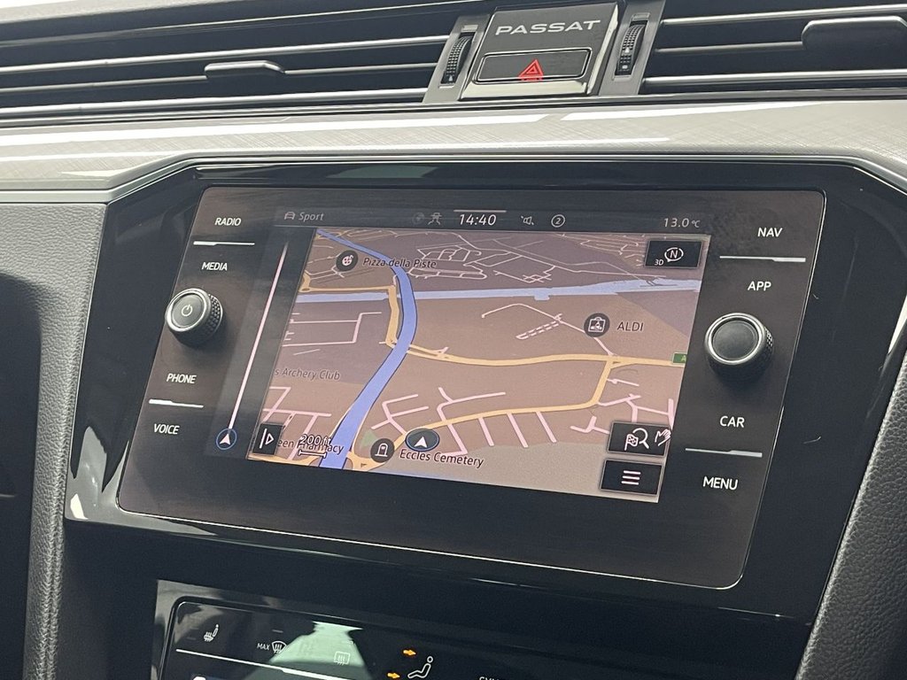 Used Volkswagen Passat 2022 for sale - 77399819: Photo 3