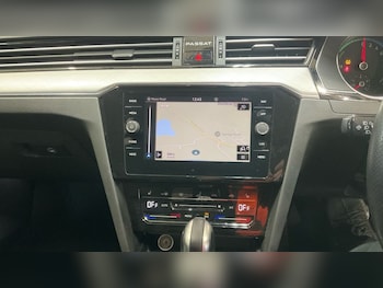 Used Volkswagen Passat 2022 for sale - 77399819: Photo