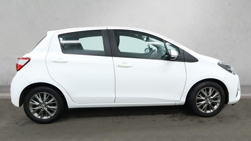Used Toyota Yaris 2019 for sale - 77976288: Photo 5