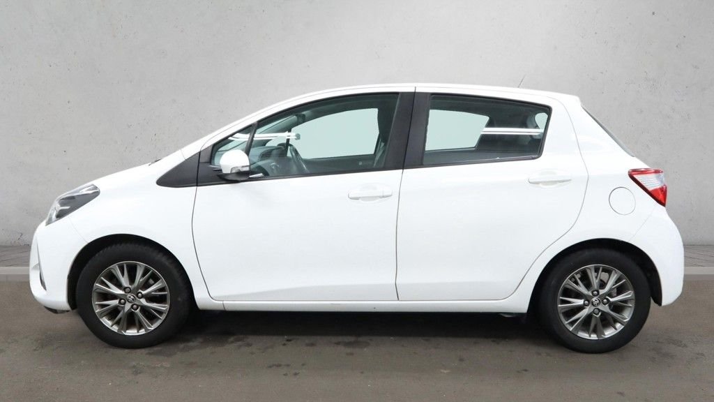 Used Toyota Yaris 2019 for sale - 77976288: Photo 6