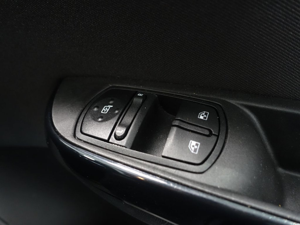 Used Vauxhall Corsa 2017 for sale - 77026823: Photo 25