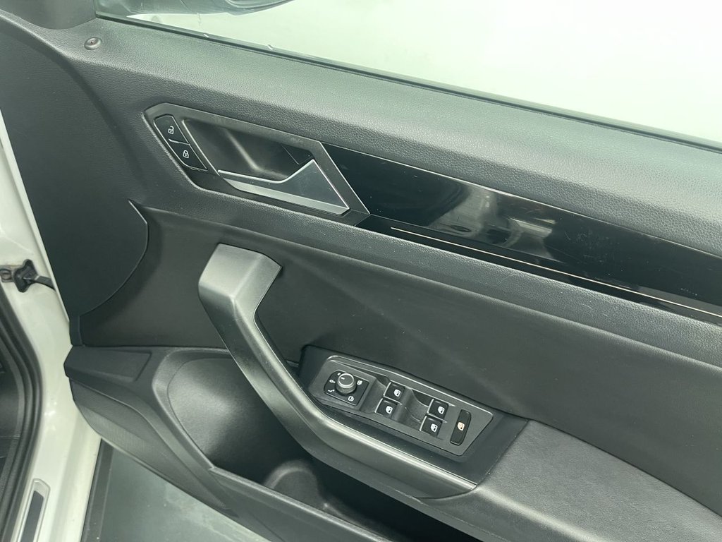 Used Volkswagen T-Roc 2021 for sale - 76047899: Photo 18