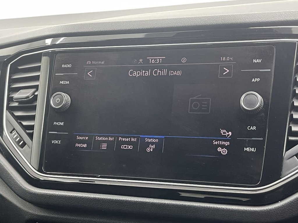 Used Volkswagen T-Roc 2021 for sale - 76047899: Photo 30