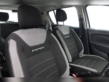 Used Dacia Sandero Stepway 2020 for sale - 79584762: Photo