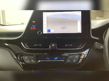 Used Toyota C-HR 2023 for sale - 79742998: Photo