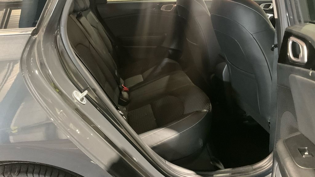 Used Kia Ceed 2019 for sale - 76803749: Photo 9