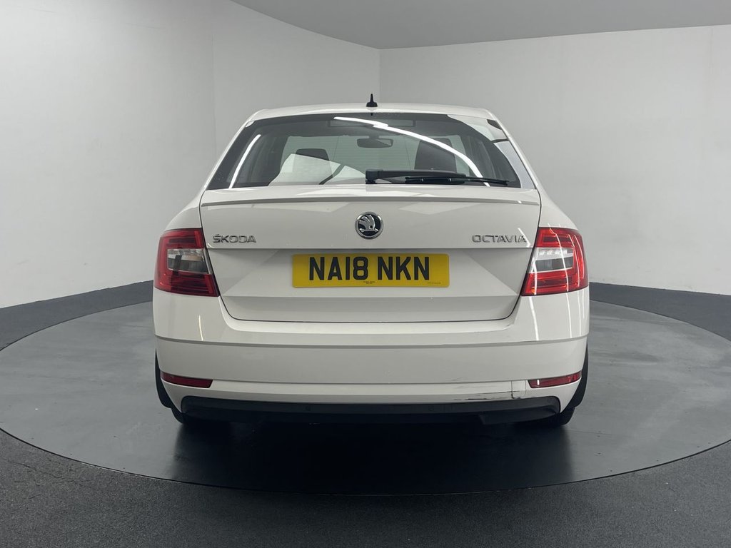 Used Skoda Octavia 2018 for sale - 76574802: Photo 10