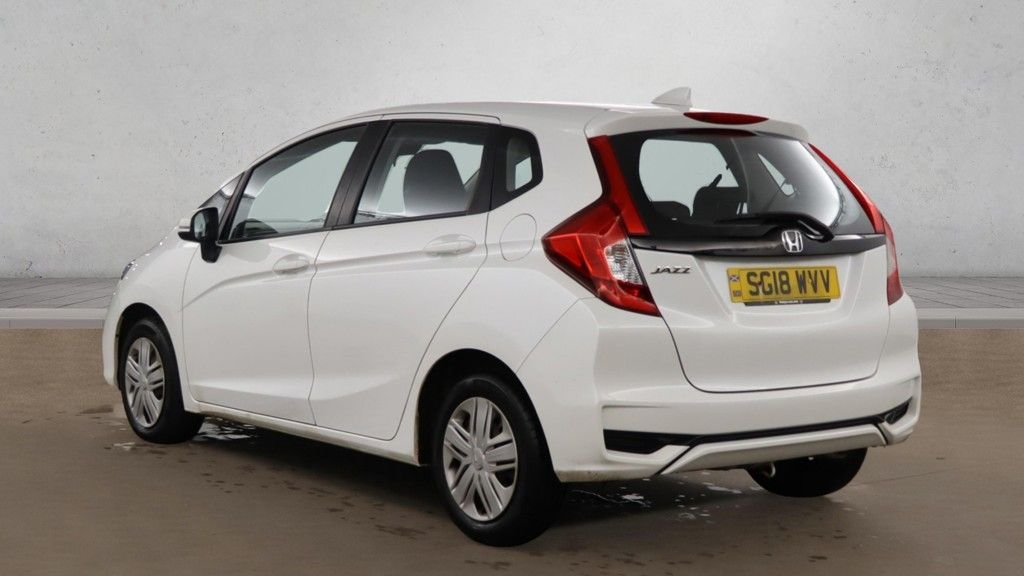 Used Honda Jazz 2018 for sale - 76731243: Photo 6