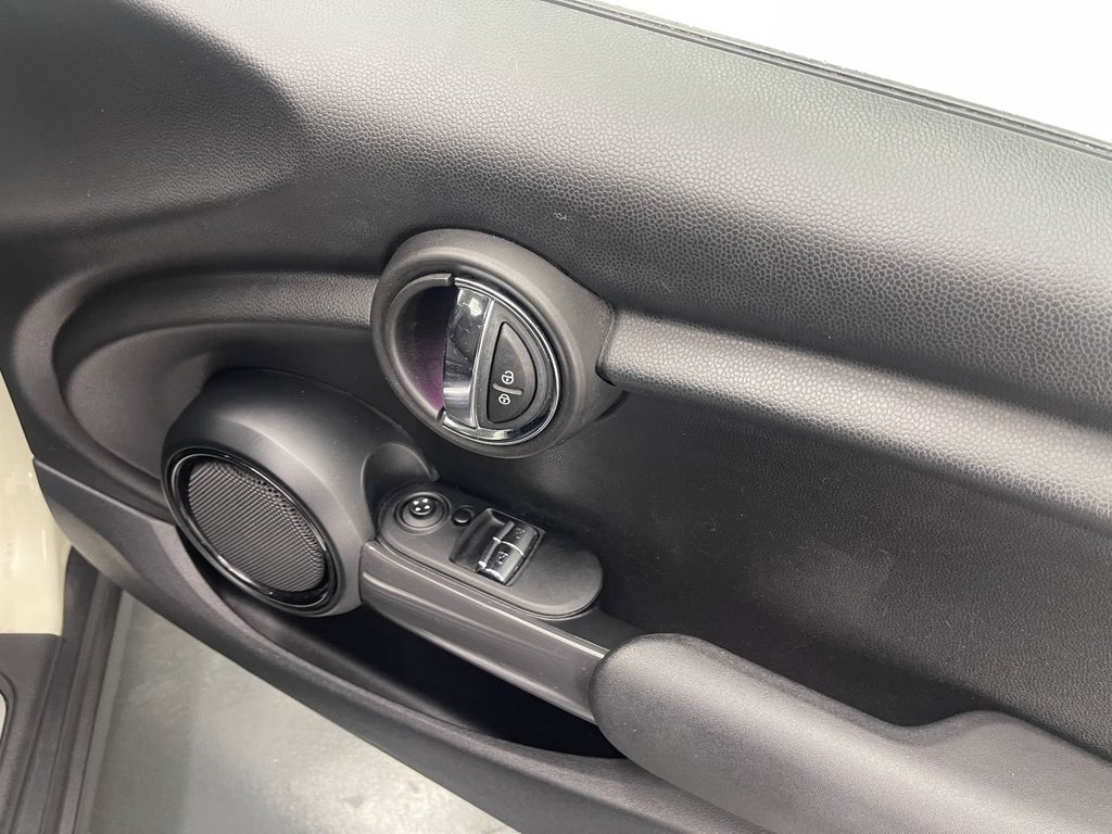 Used MINI Hatch 2018 for sale - 77276273: Photo 18