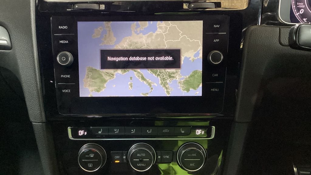 Used Volkswagen Golf 2019 for sale - 76356451: Photo 3