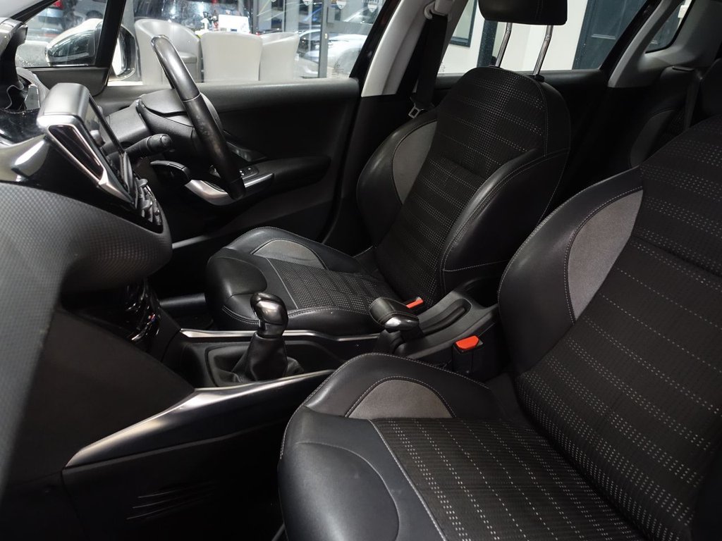 Used Peugeot 2008 2014 for sale - 77026994: Photo 13