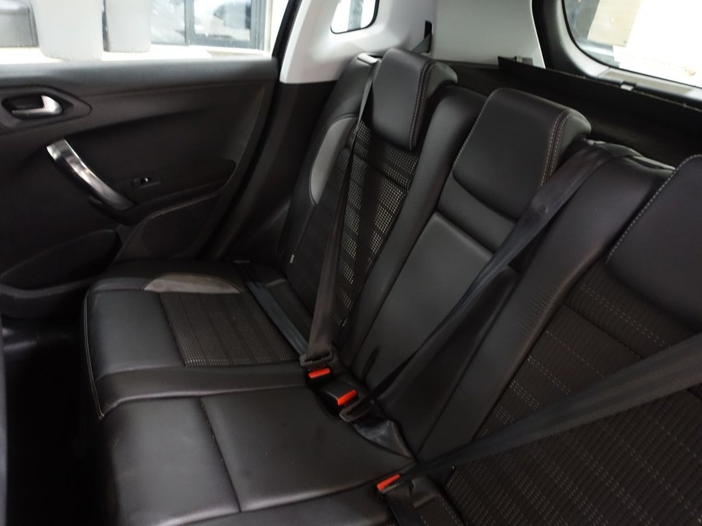 Used Peugeot 2008 2014 for sale - 77026994: Photo 18