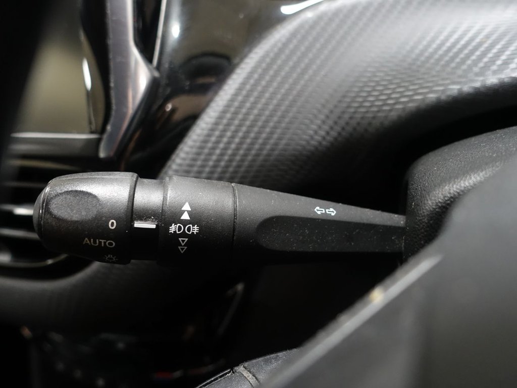 Used Peugeot 2008 2014 for sale - 77026994: Photo 22