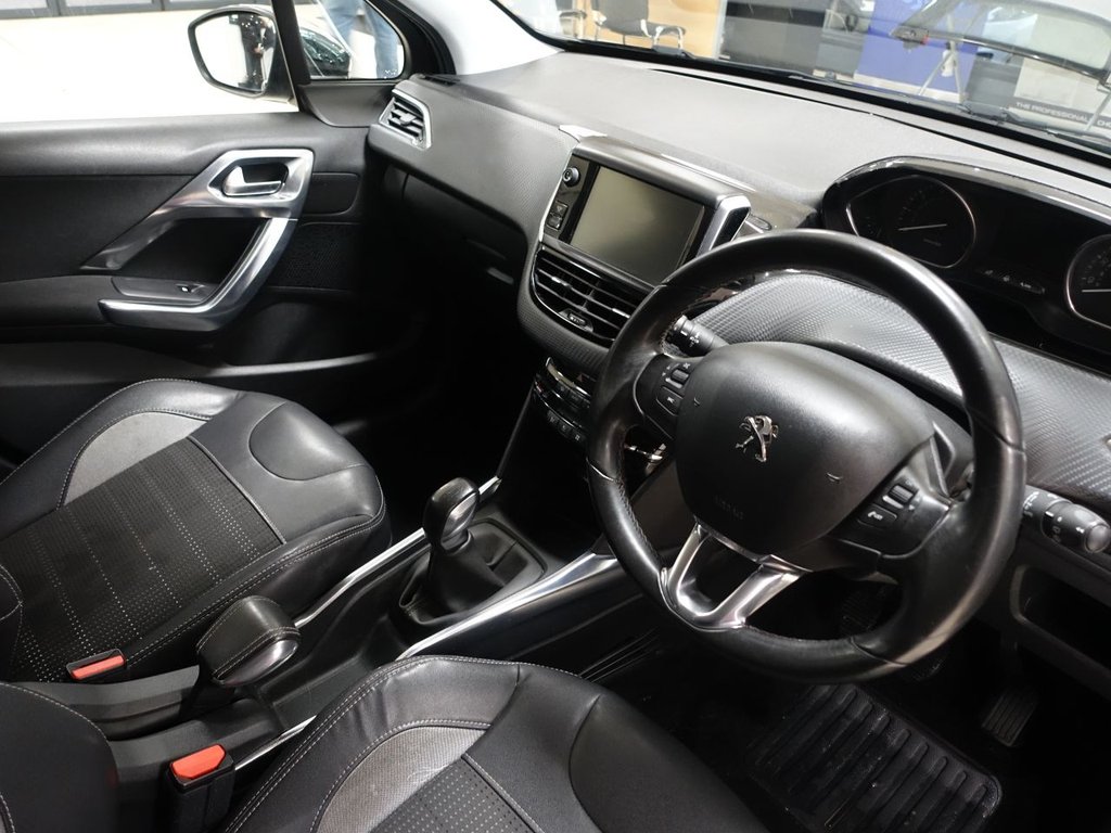 Used Peugeot 2008 2014 for sale - 77026994: Photo 3