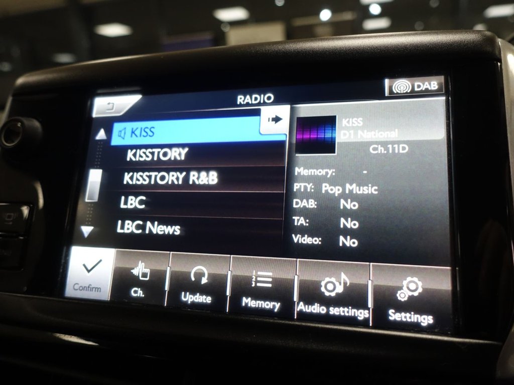 Used Peugeot 2008 2014 for sale - 77026994: Photo 32