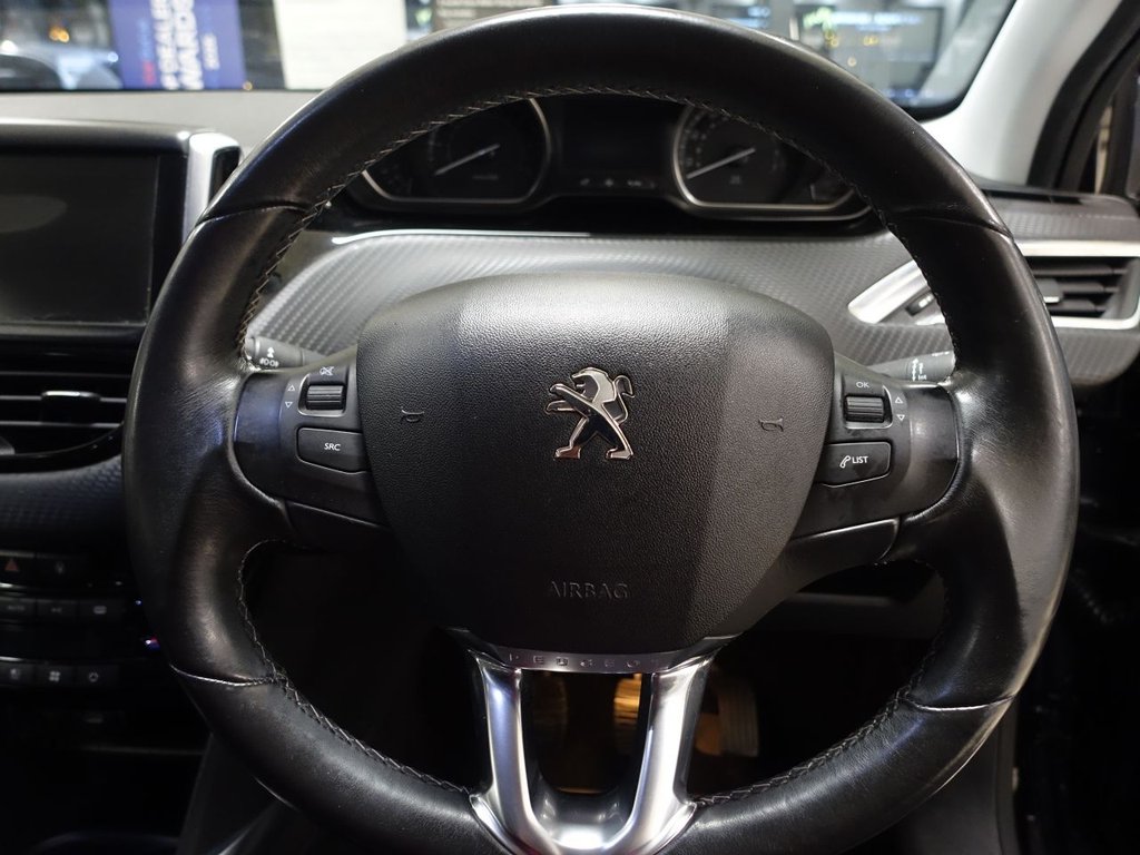 Used Peugeot 2008 2014 for sale - 77026994: Photo 4