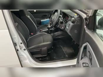 Used Dacia Duster 2021 for sale - 79805269: Photo