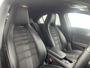 Used Mercedes-Benz A-Class 2018 for sale - 76081062: Photo 2