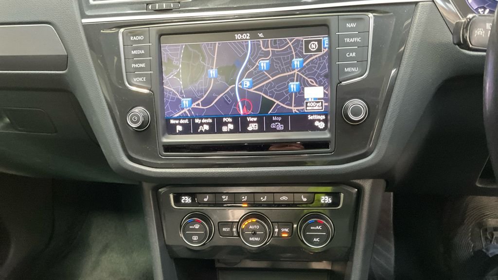 Used Volkswagen Tiguan 2017 for sale - 77990917: Photo 3