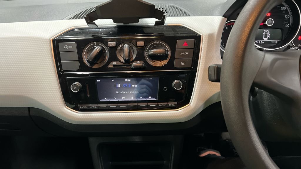 Used Volkswagen up! 2021 for sale - 77133422: Photo 3