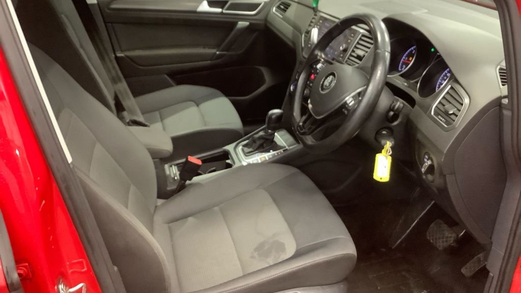 Used Volkswagen Golf SV 2019 for sale - 77991200: Photo 2